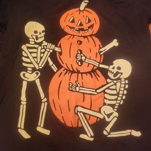 skeletons building snowman xmas tshirt